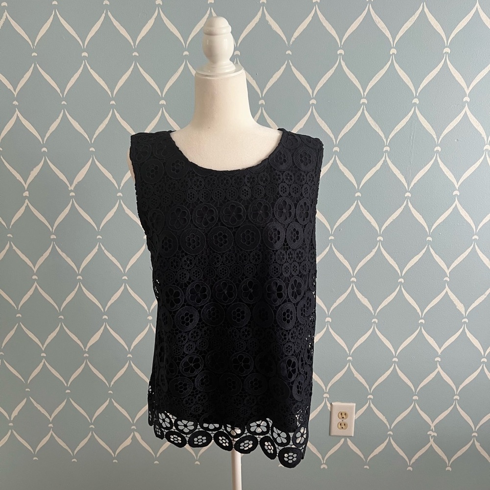 Elegant Black Lace Sleeveless Top